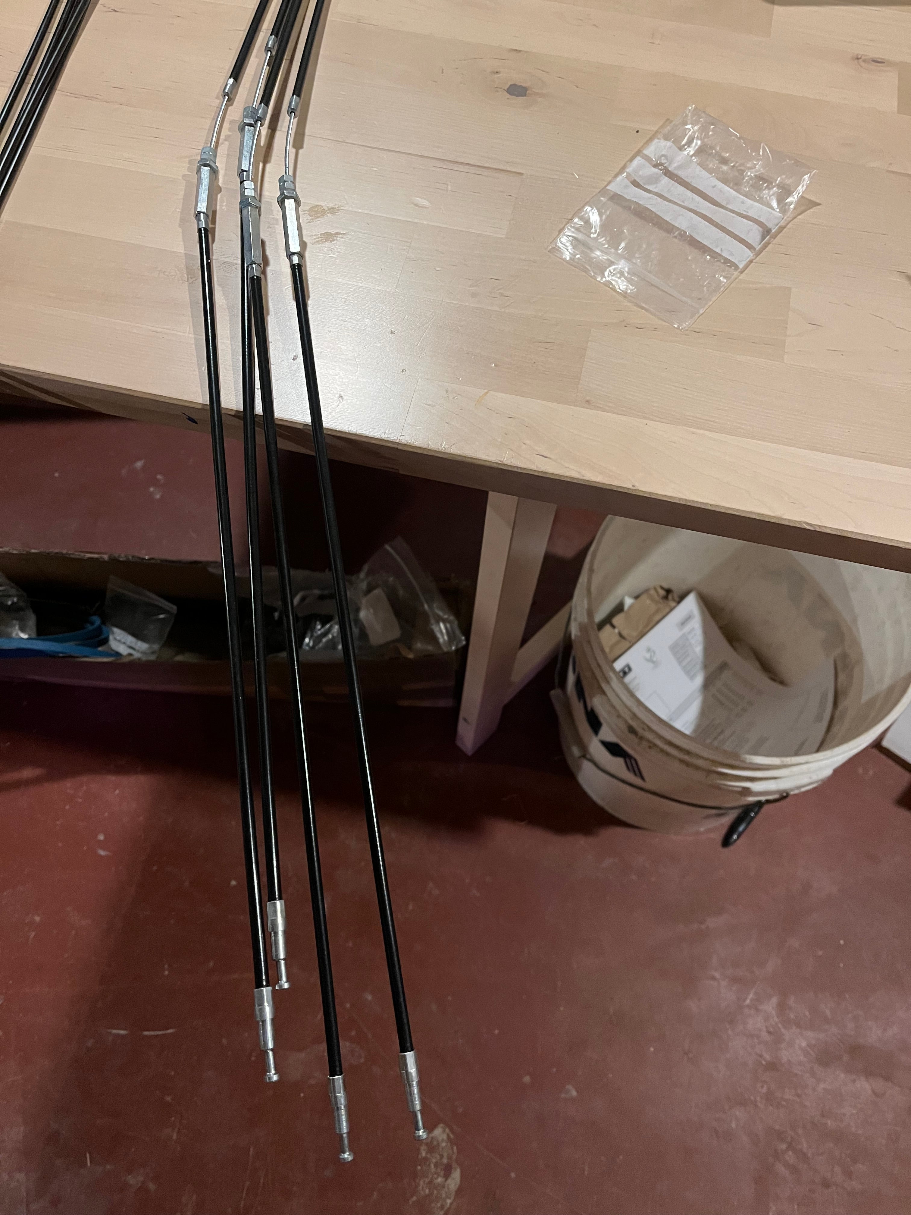 C34 ROLLER CLUTCH CABLE