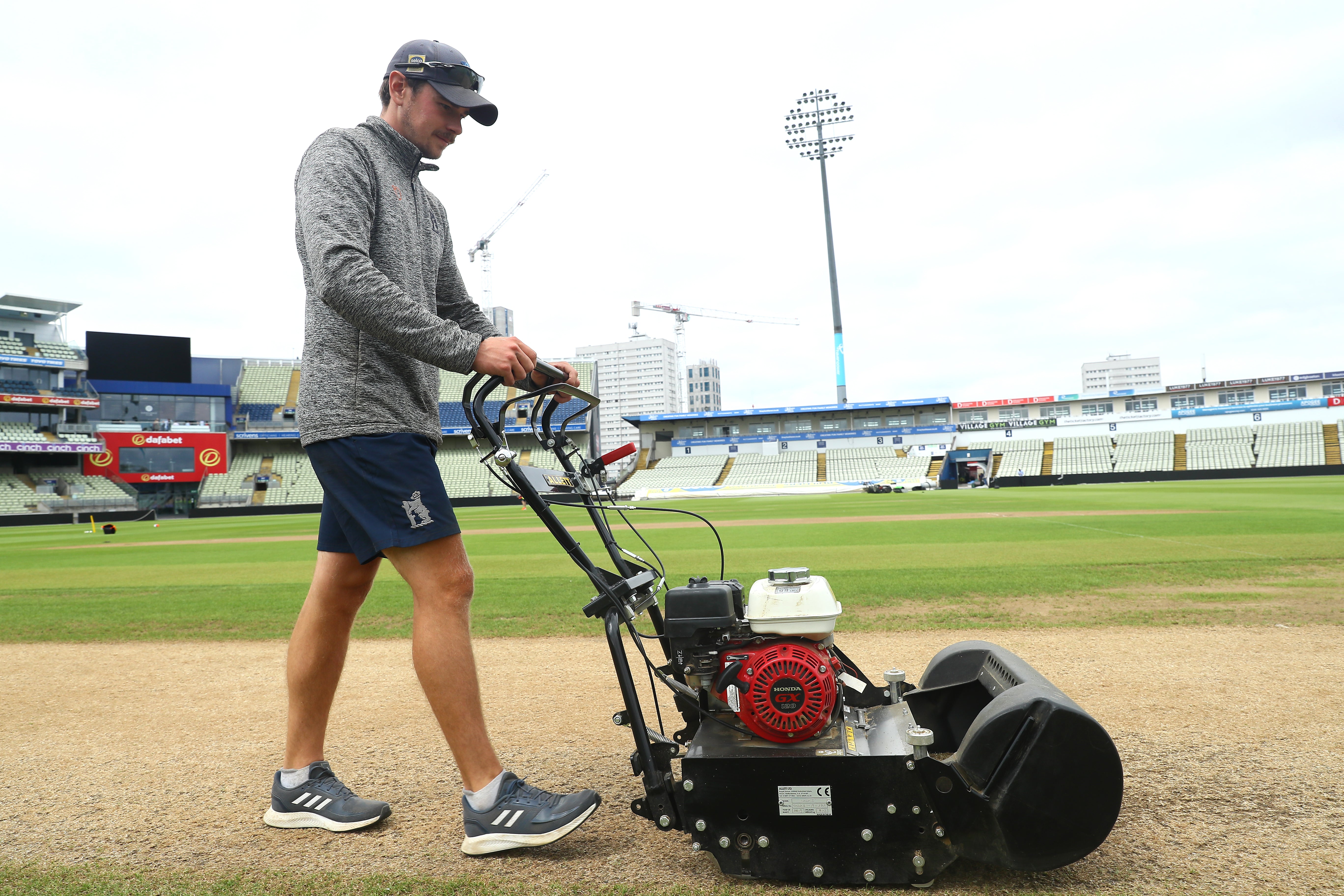 Tondeuse à cylindres Allett Shaver 24