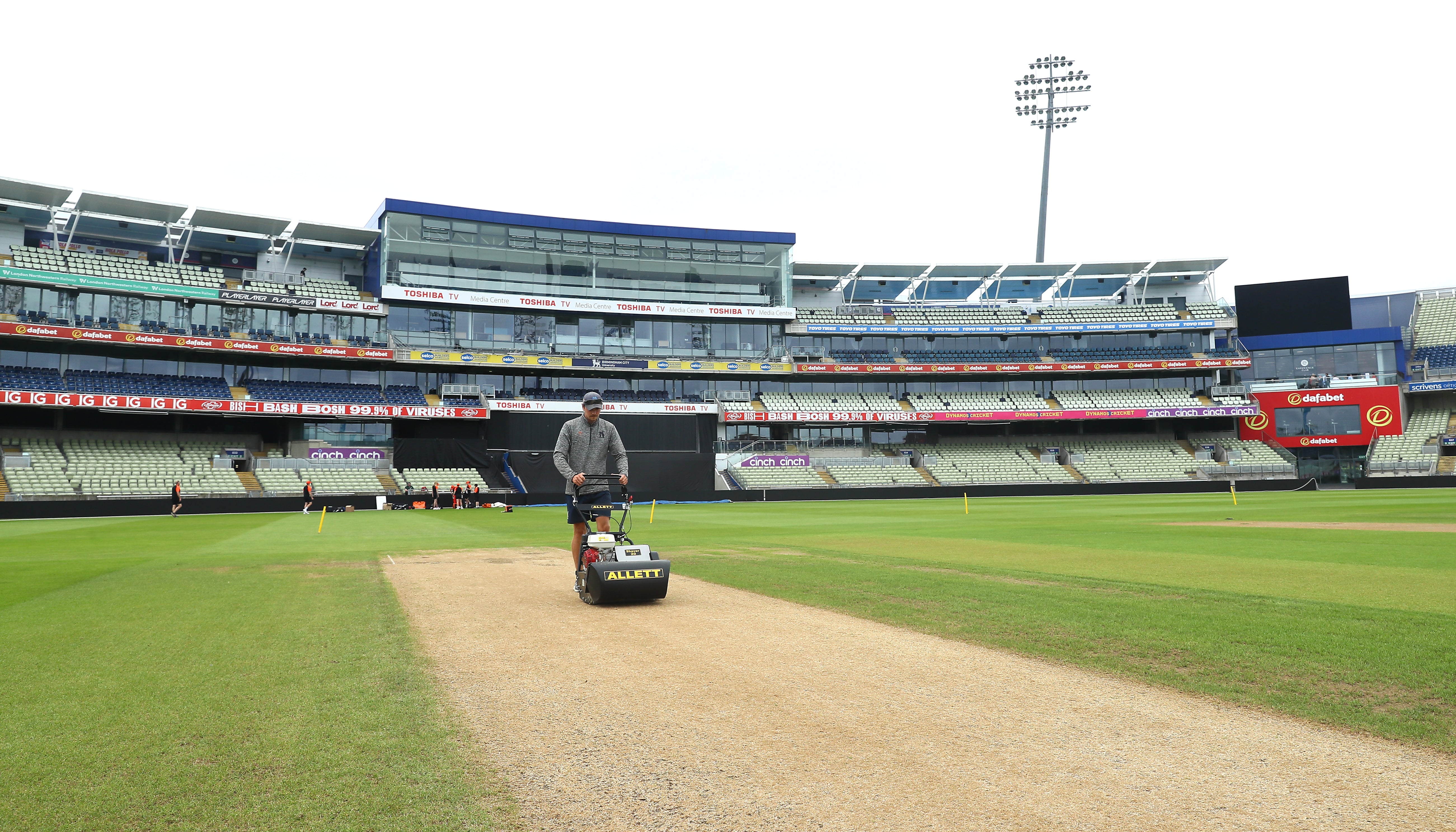 Tondeuse à cylindres Allett Shaver 24