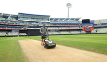 Charger l'image dans la galerie, Tondeuse à cylindres Allett Shaver 24