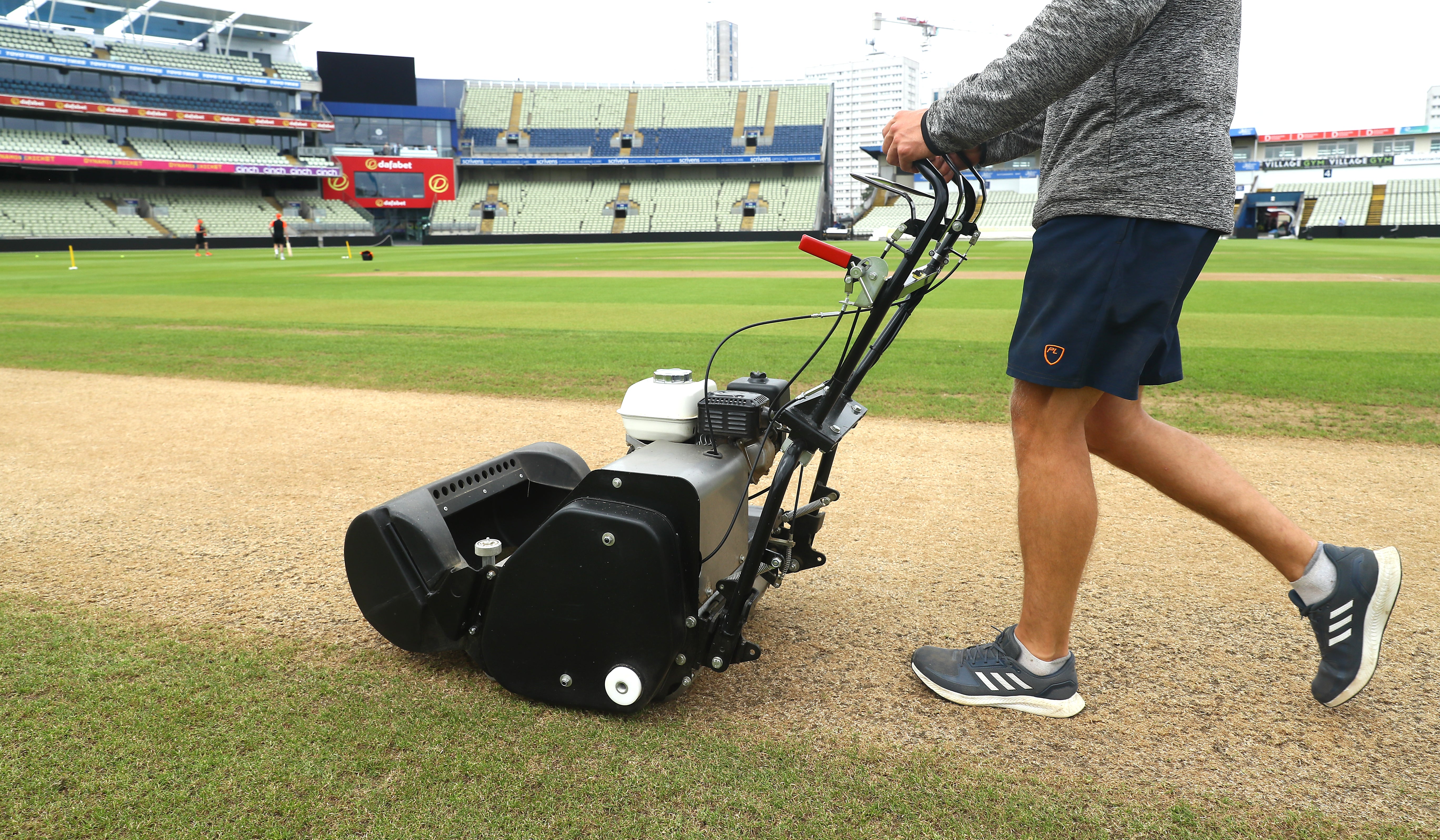 Tondeuse à cylindres Allett Shaver 24