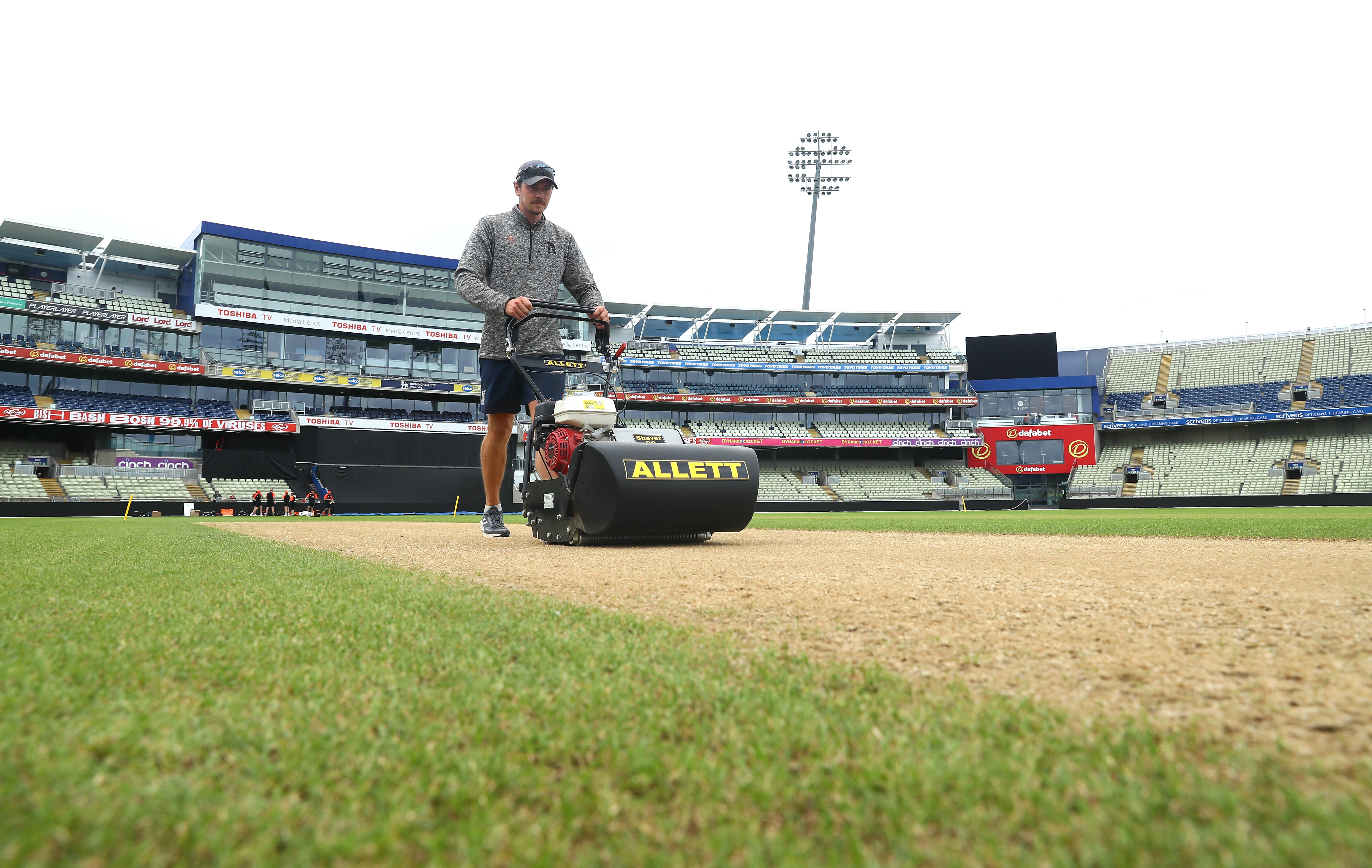 Tondeuse à cylindres Allett Shaver 24