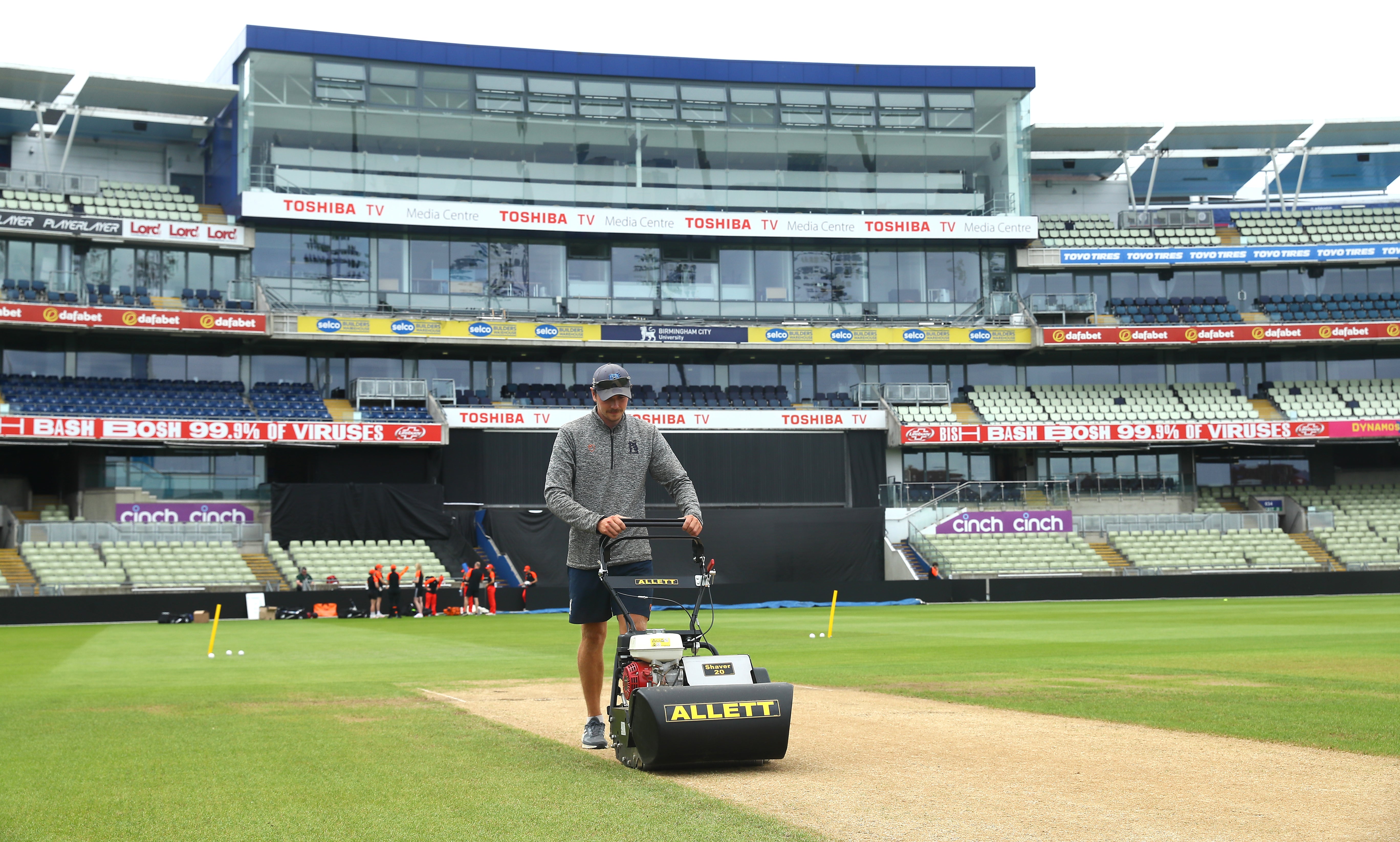 Tondeuse à cylindres Allett Shaver 24
