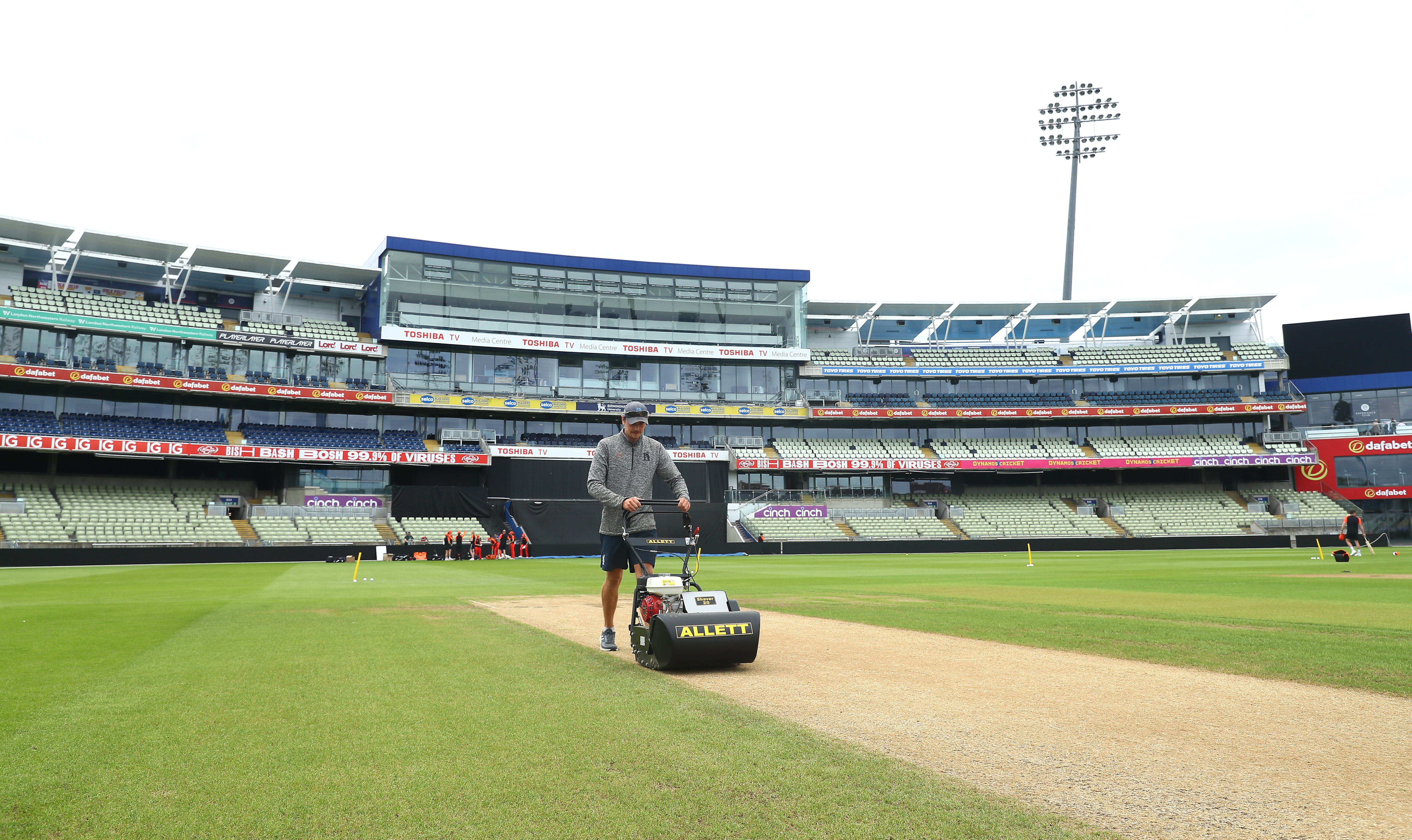 Tondeuse à cylindres Allett Shaver 24