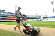 Charger l'image dans la galerie, Tondeuse à cylindres Allett Shaver 24