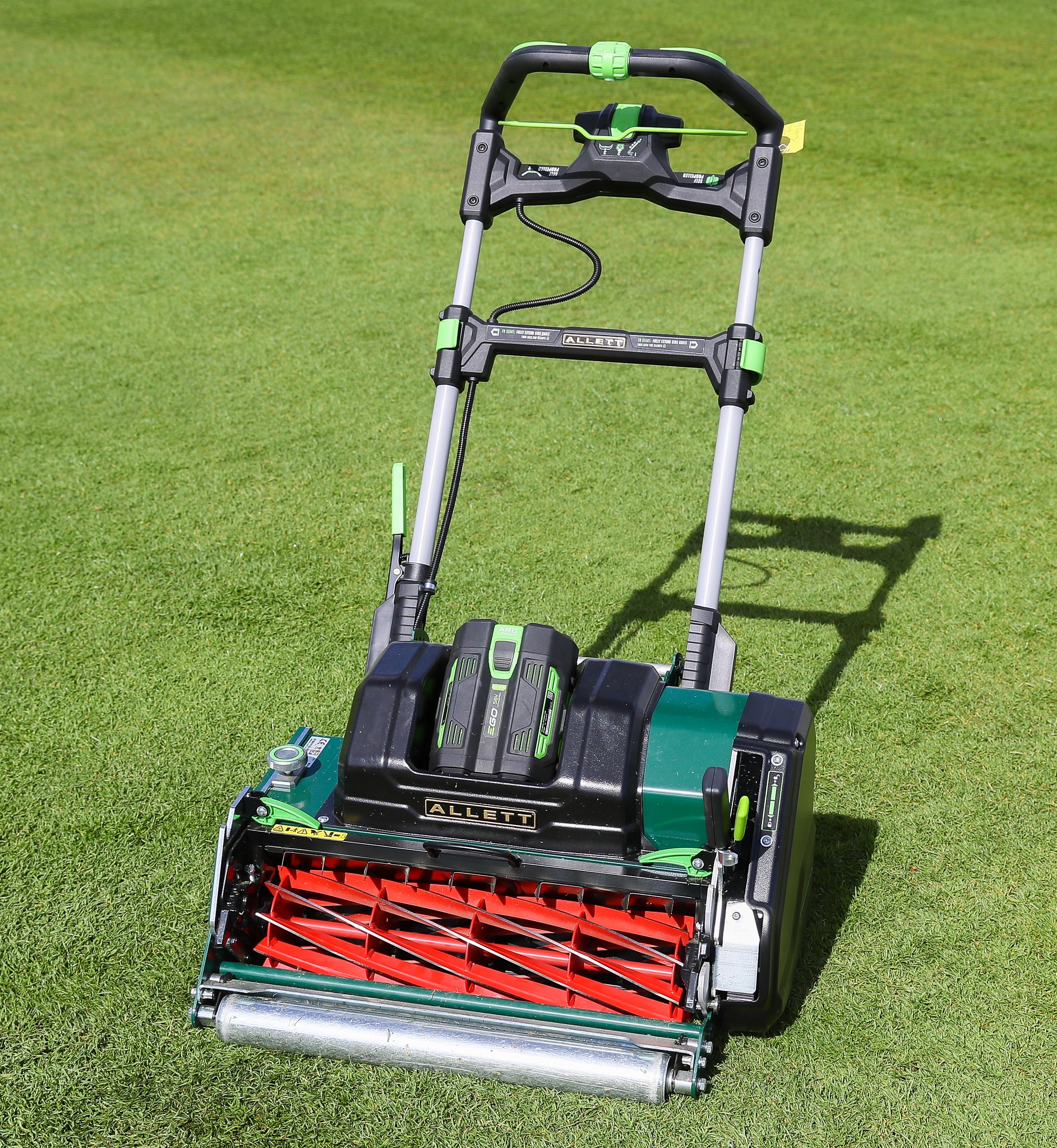 Allett Stirling 51 at Edgbaston