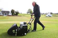 Charger l'image dans la galerie, Tondeuse à cylindre Allett C24 (Moteur avec bac de ramassage)