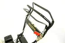 Charger l'image dans la galerie, Tondeuse à cylindres Allett Shaver 24