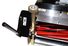 Charger l'image dans la galerie, Tondeuse à cylindres Allett Shaver 24