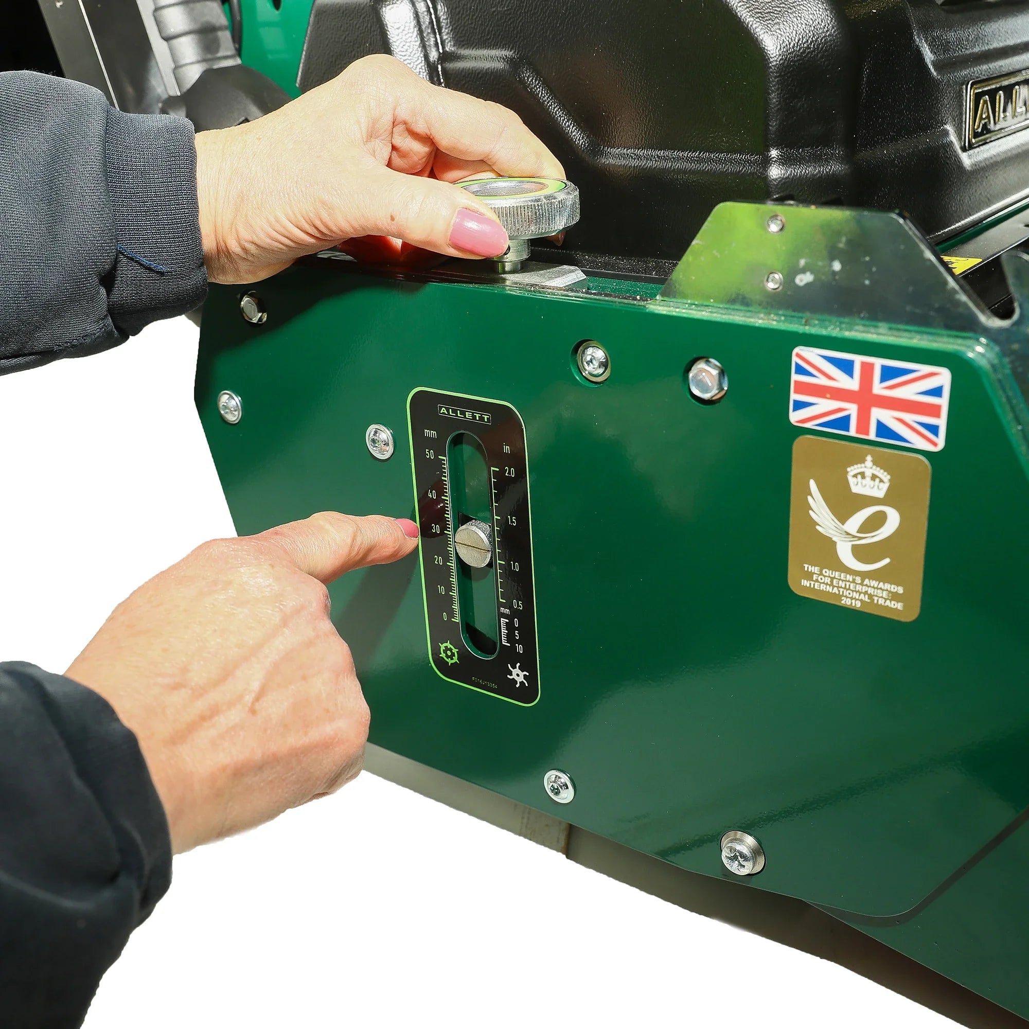 Allett Stirling 43 (17'') Battery Cylinder Mower