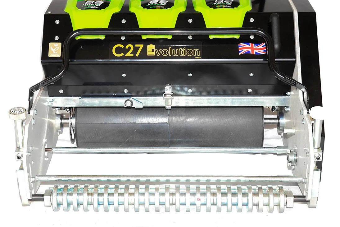 Grooved front roller for C34 power unit.