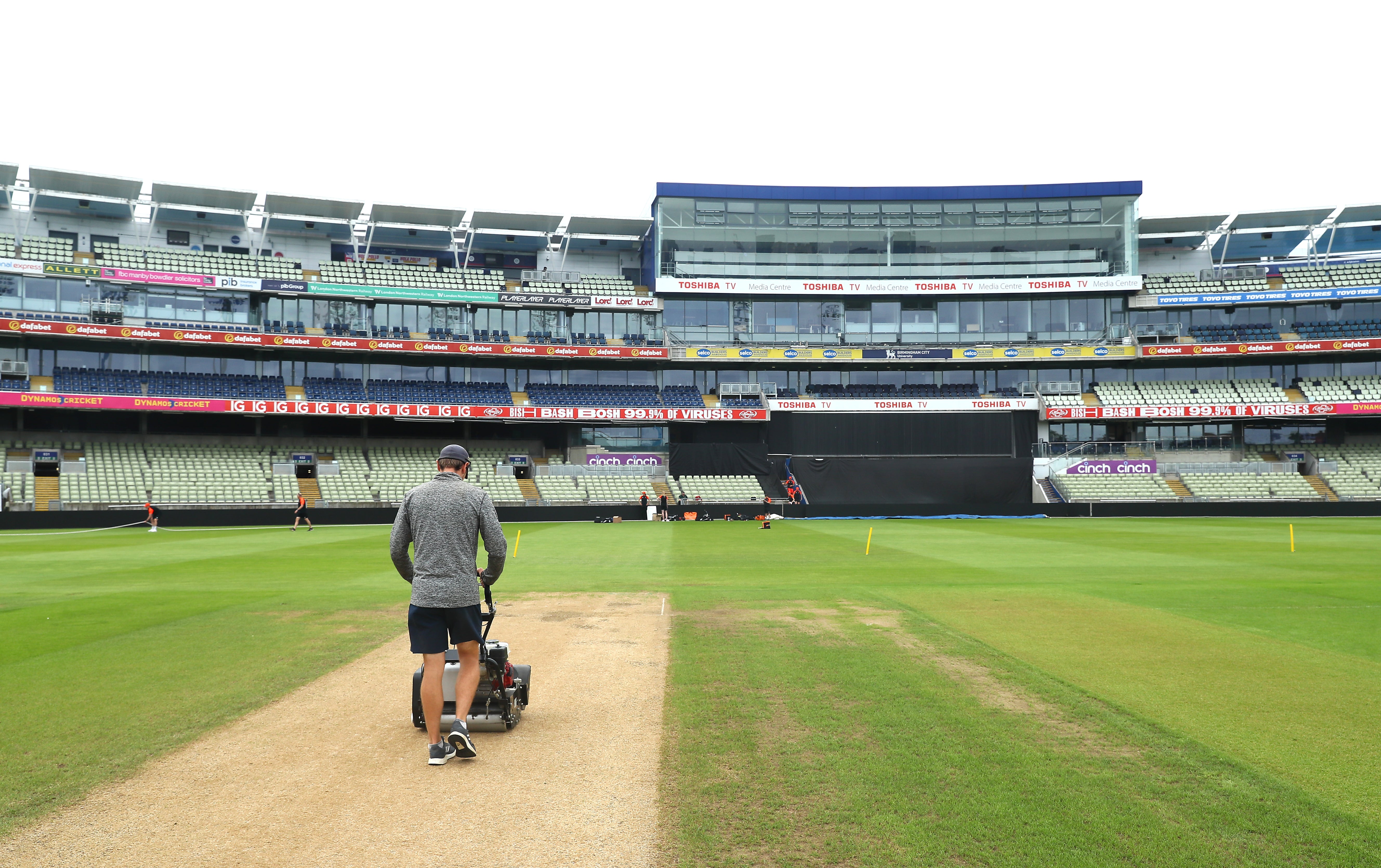 Tondeuse à cylindres Allett Shaver 24 