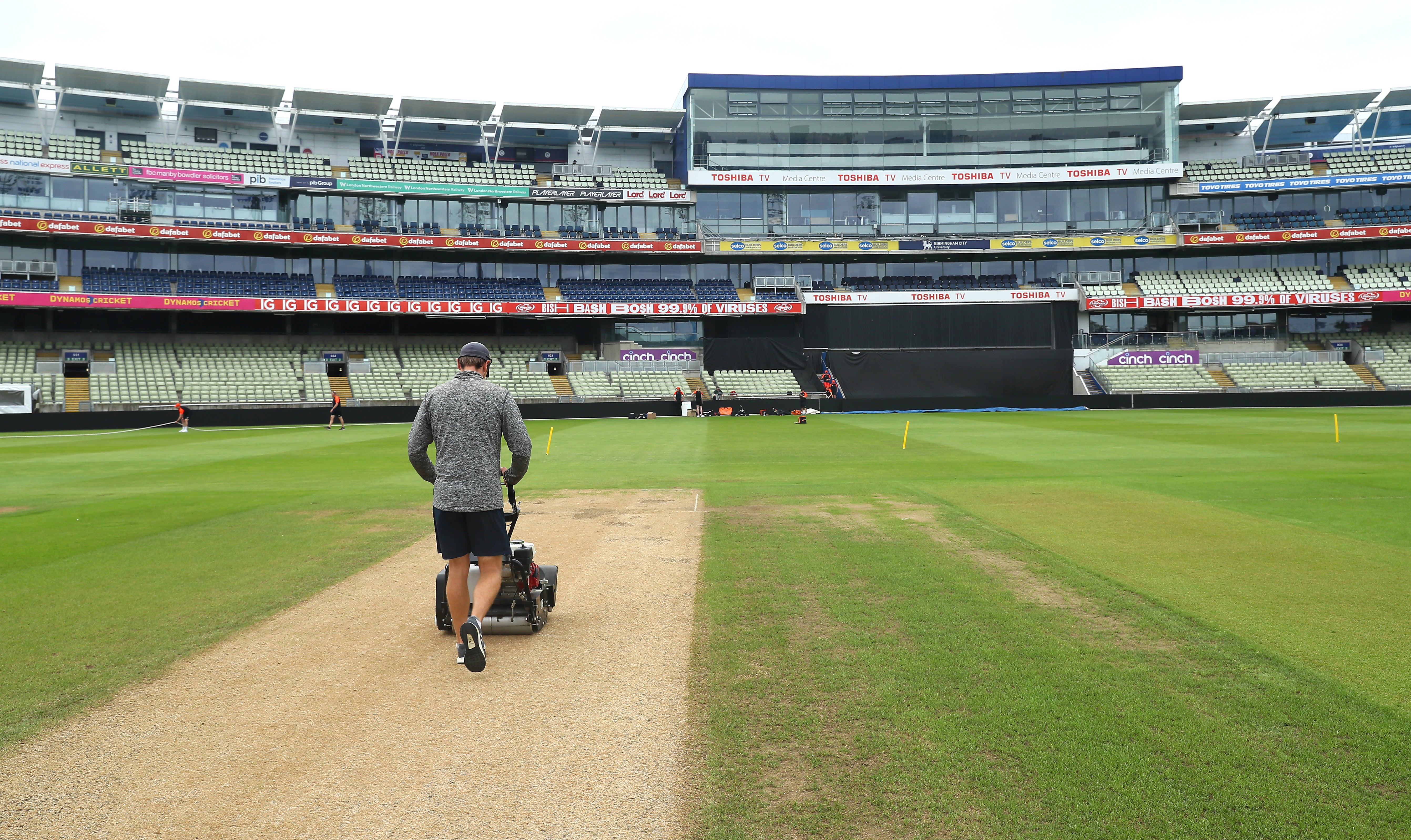 Tondeuse à cylindres Allett Shaver 24 