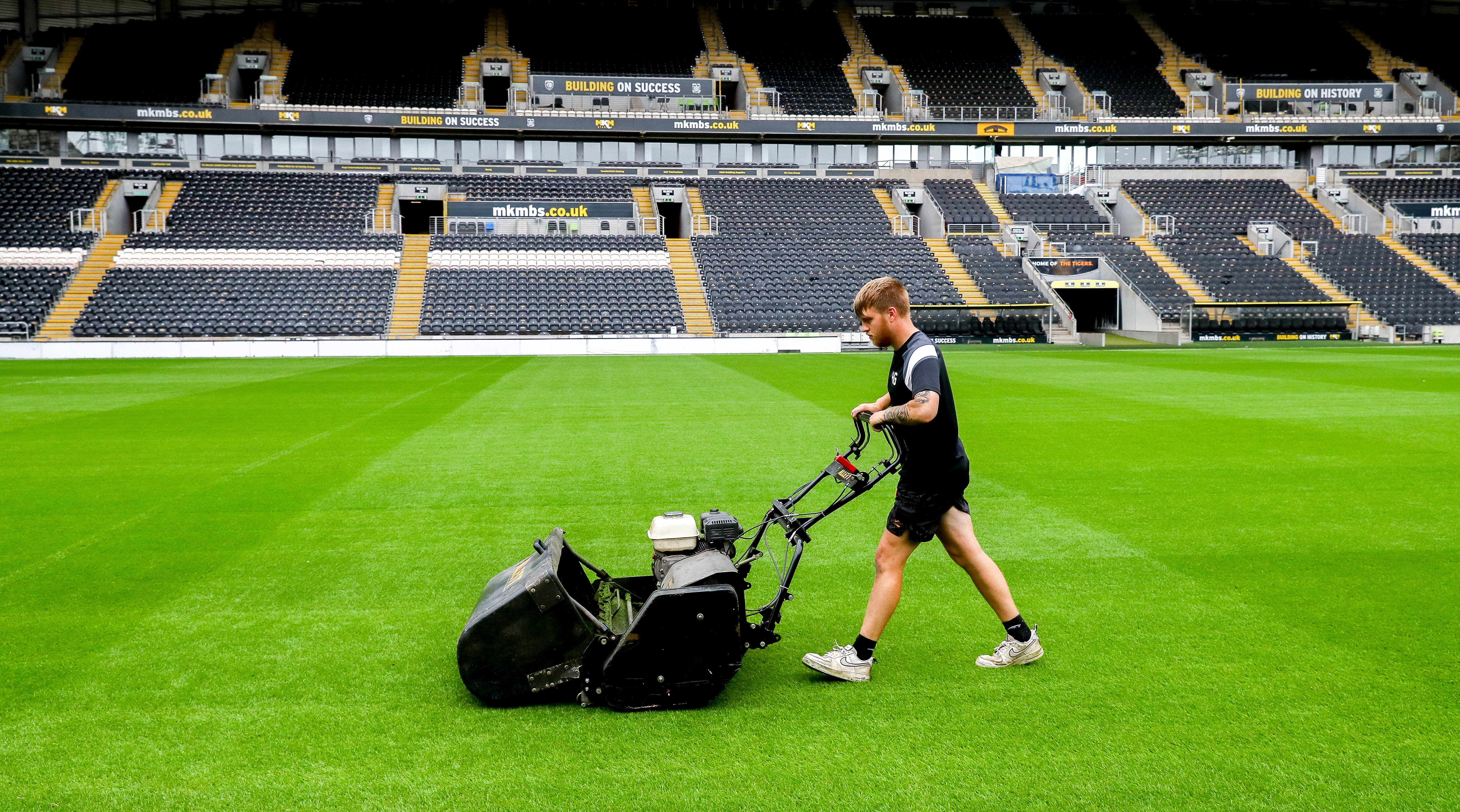 C34 (865 mm) Bloc d'alimentation sport pour cartouches interchangeables. 