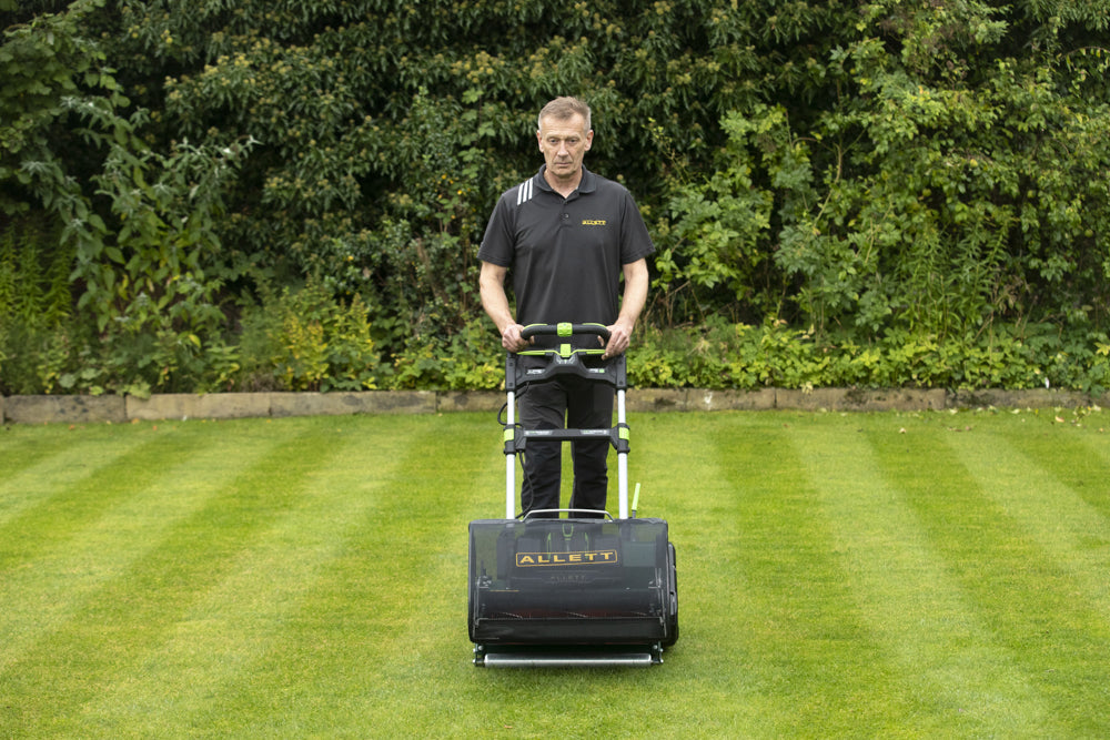 Allett Stirling 51 mowing stripes