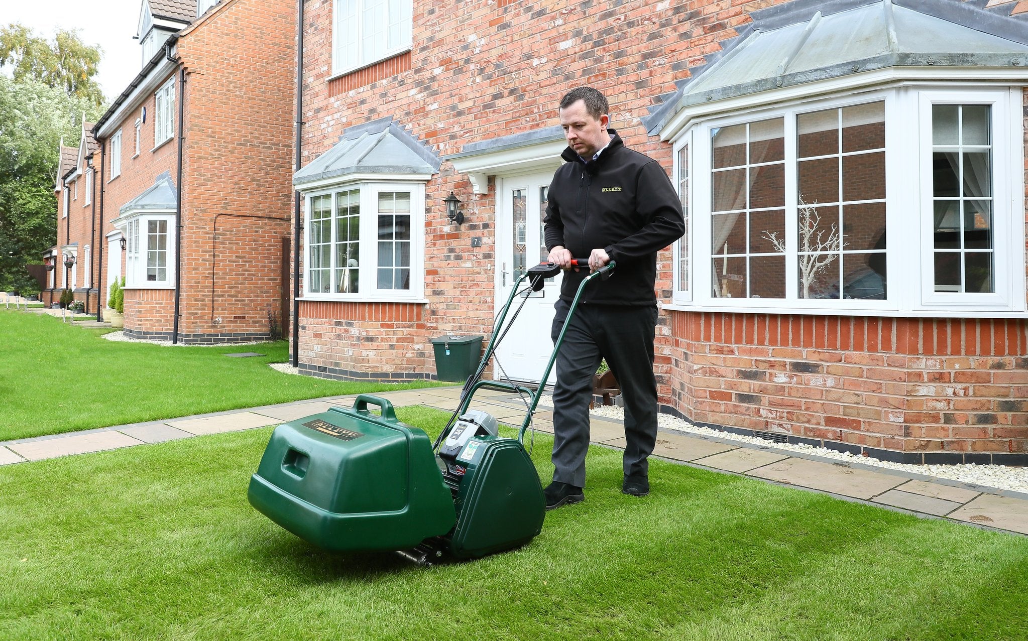 Liberty 43 Battery Cylinder Mower